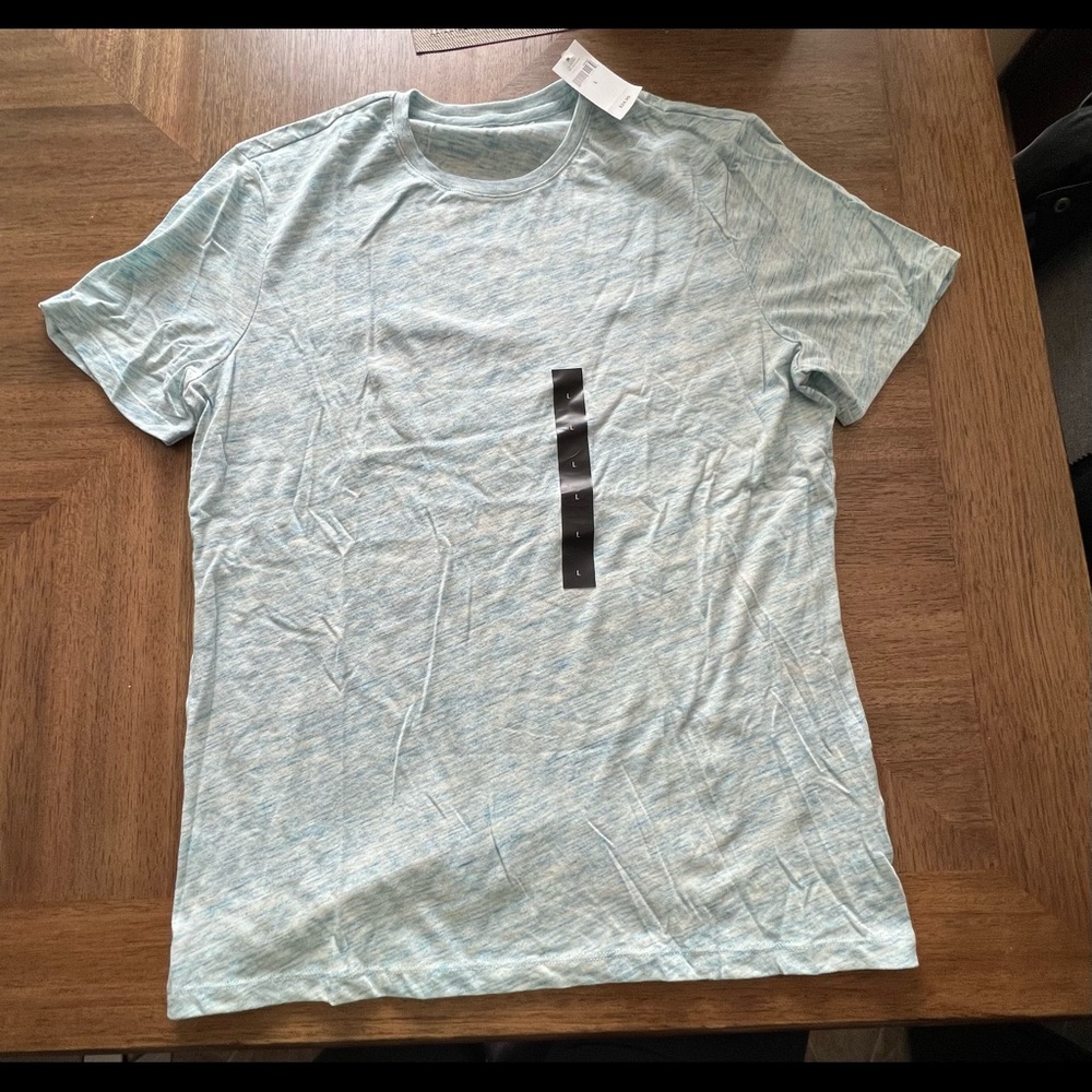 NWT Mens Banana Republic t-shirt